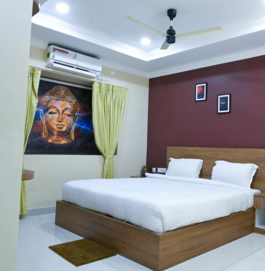 Airavat Hotel Bhuvanesvar Kültér fotó