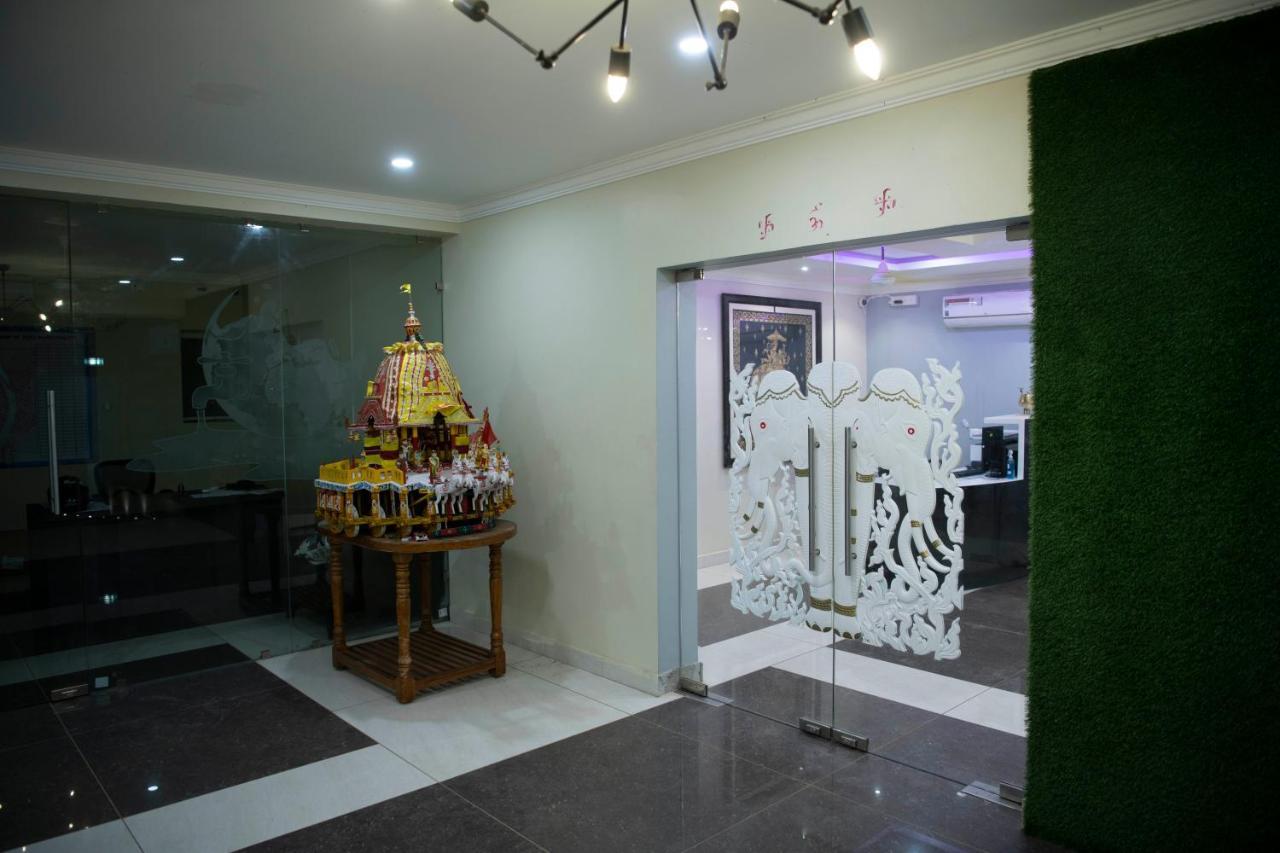 Airavat Hotel Bhuvanesvar Kültér fotó