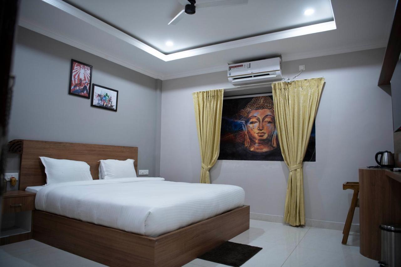 Airavat Hotel Bhuvanesvar Kültér fotó